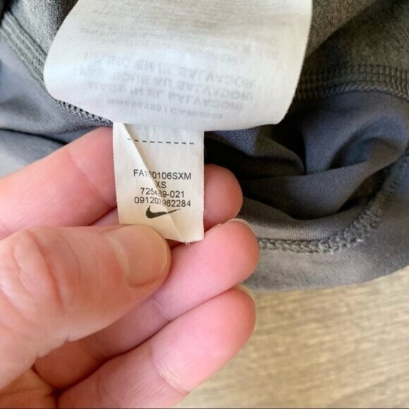 Nike Pro Cool Dri-Fit Logo Tank Top Grey Racerback Sleeveless Size XS - Picture 9 of 10